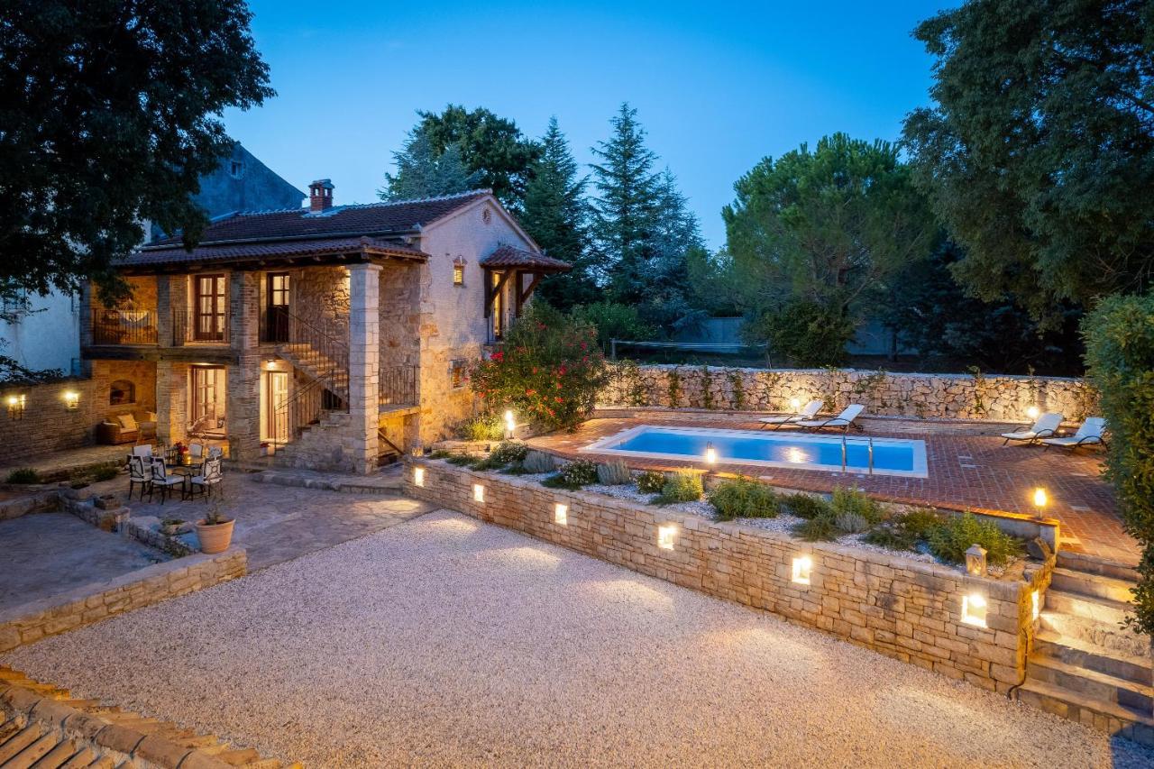 Villa Arboretum Πόρετς Εξωτερικό φωτογραφία