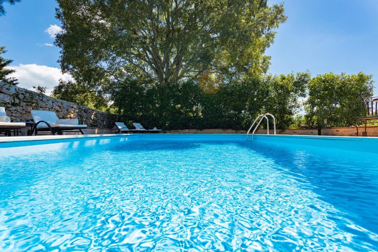 Villa Arboretum Πόρετς Εξωτερικό φωτογραφία