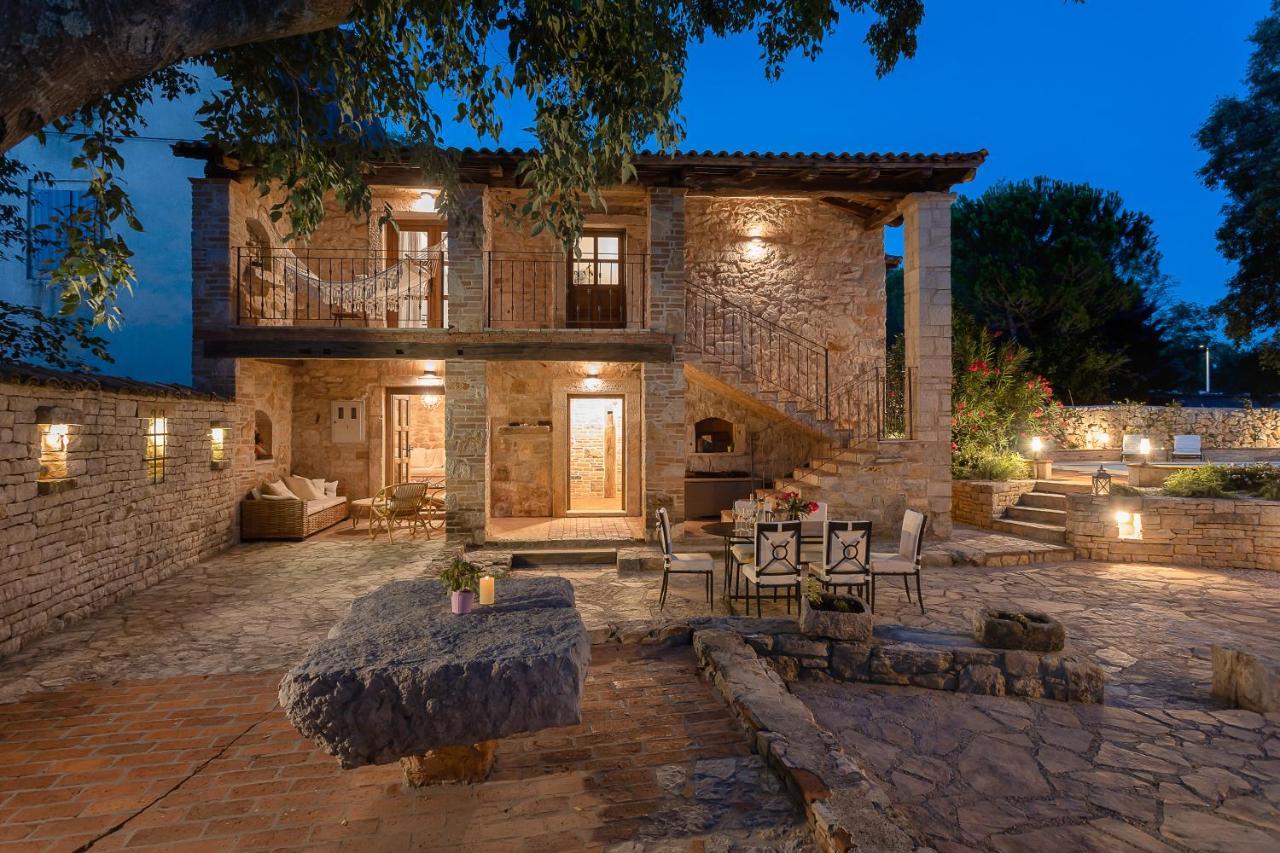Villa Arboretum Πόρετς Εξωτερικό φωτογραφία